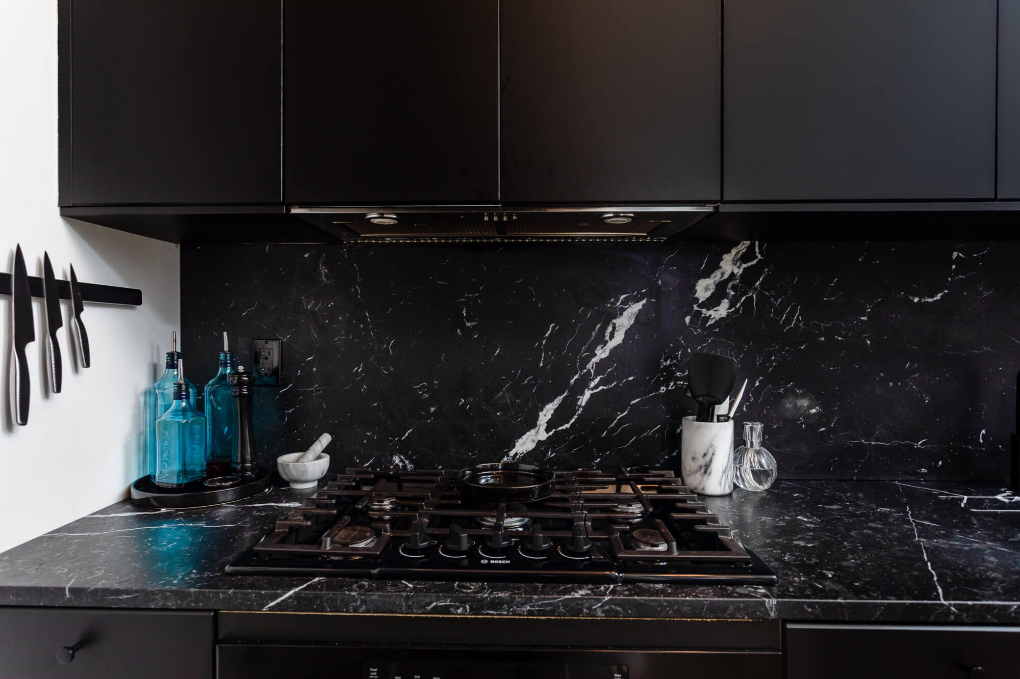 413-233 Carlaw Ave-Print-15